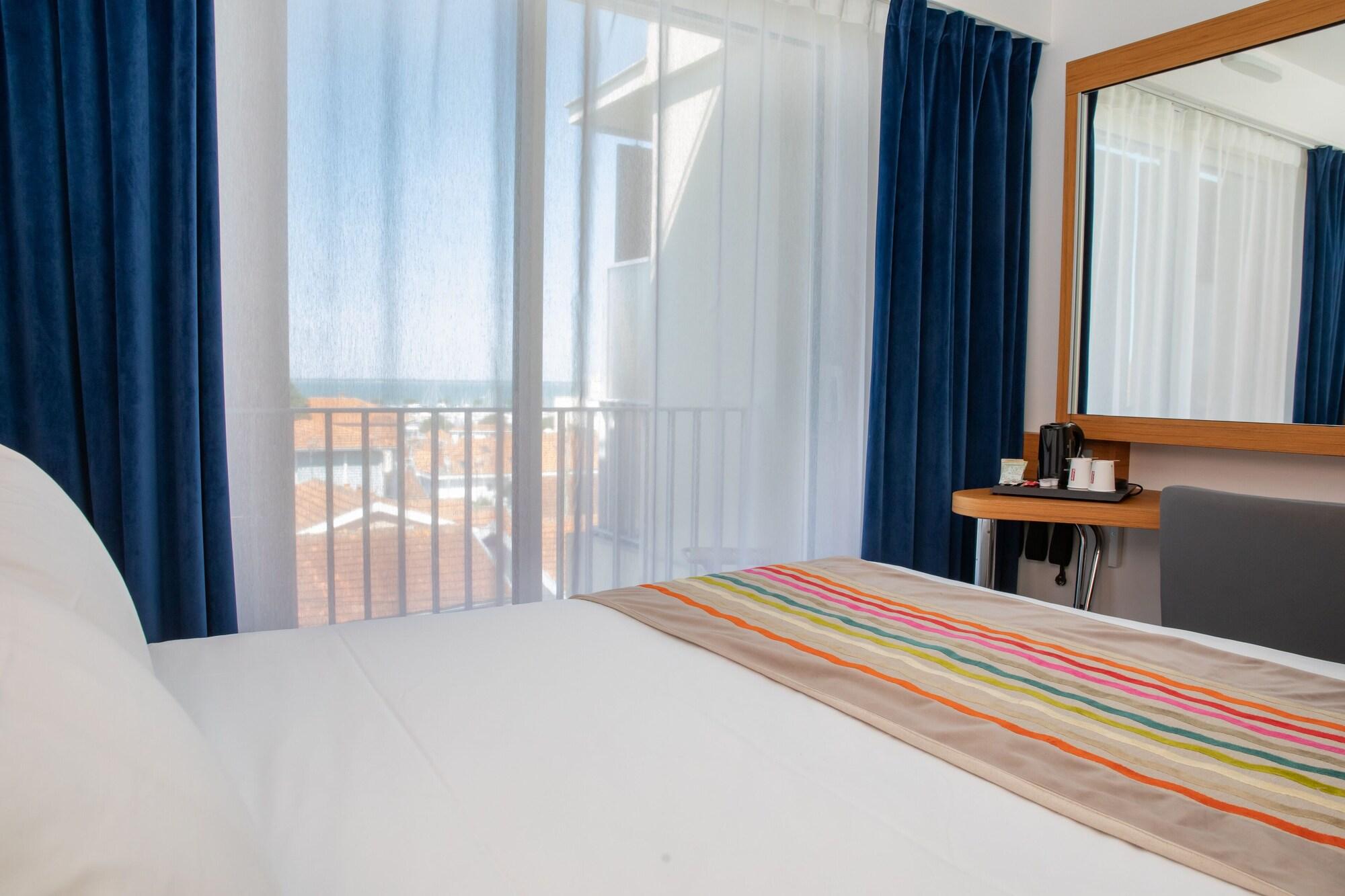 Best Western Arcachon Le Port Екстериор снимка